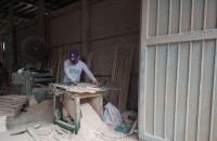 Làng nghề gỗ đối diện các vấn đề về lao động và tăng giá do COVID - 19