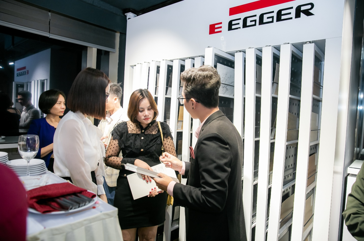 Sản phẩm EGGER tại showroom Gỗ Minh Long